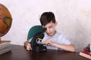 Микроскоп Bresser National Geographic 40–640x, с адаптером для смартфона, изображение 10